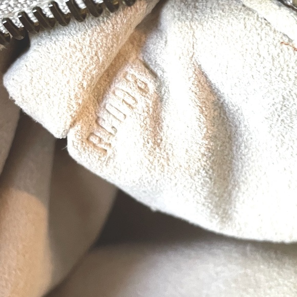 EUC LIM ED Louis Vuitton Cream/Ecru Monogram Olympe Stratus PM - Picture 12 of 13